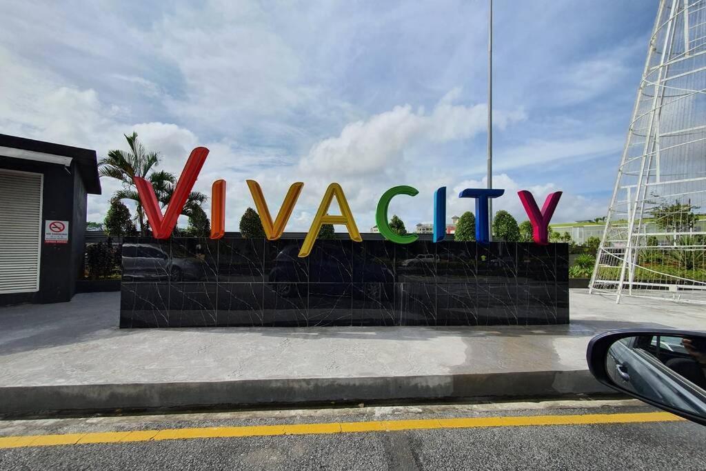 Jazz Suites 1 Vivacity Кучинг Экстерьер фото